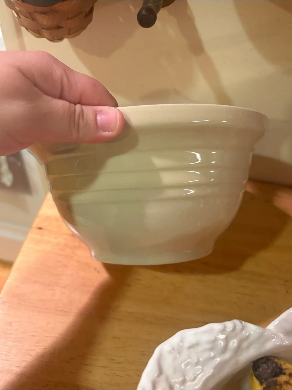 2 QT vintage Roseville mixing bowl